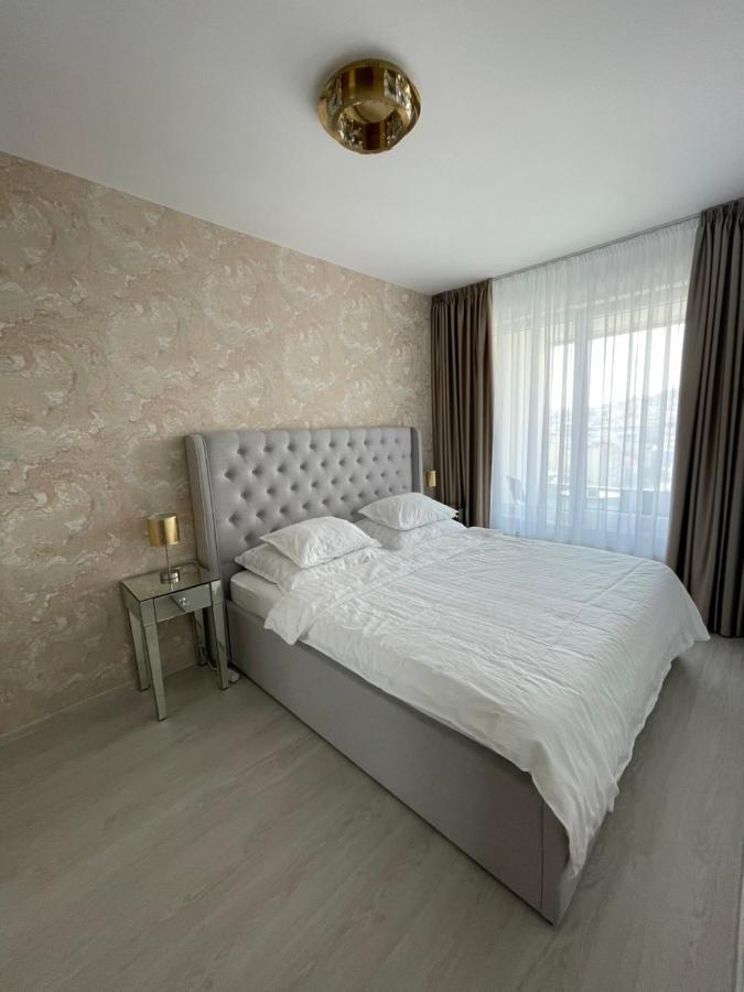 New Luxury City Centre Apartment With Panoramic View, Free Parking Bratislava Exterior photo